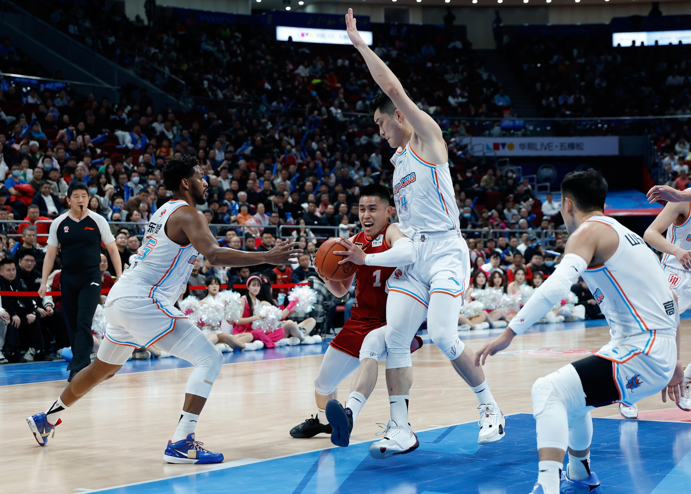 mk娱乐官网 -新奥尔良鹈鹕发布备战花絮，集结日手感冰凉，全明星赛任务艰巨，训练强度明显提升的简单介绍