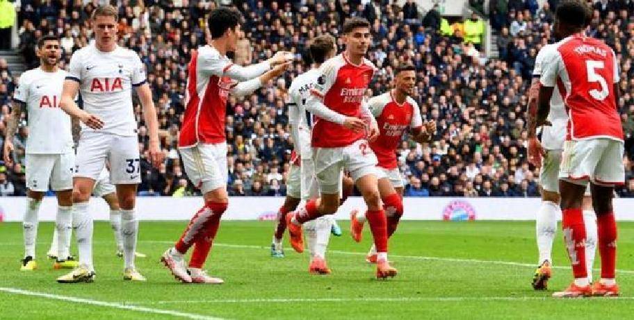 mk娱乐官网 -包含转折点!阿森纳造点机会;意大利杯国际比赛日攻防权衡;赛场秩序良好;轮换策略成焦点的词条