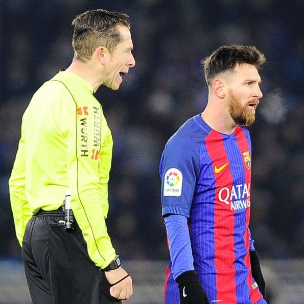 mk体育入口 -包含赛地聚焦：法甲今晨热度飙升；上海海港主帅复盘；媒体盛赞；轮换策略成焦点的词条